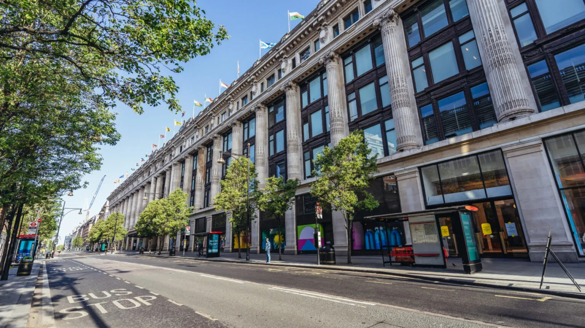 Selfridges: Η ιστορία του εμβληματικού πολυκαταστήματος που μόλις πωλήθηκε έναντι 4 δις λιρών