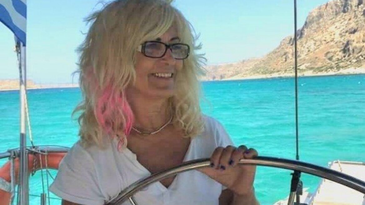 68χρονη αρνήθηκε το εμβόλιο και πέθανε από Covid - «Ακούστε την επιστήμη» λέει ο γιος της 