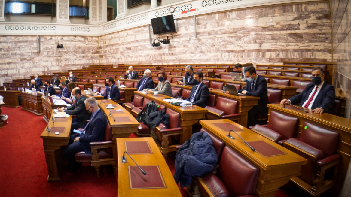 Με ξεχωριστά πορίσματα η ολοκλήρωση των εργασιών της εξεταστικής για δημοσκοπήσεις και κονδύλια για την πανδημία