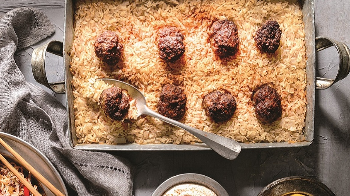 Αρνίσια κεφτεδάκια με ρύζι στον φούρνο