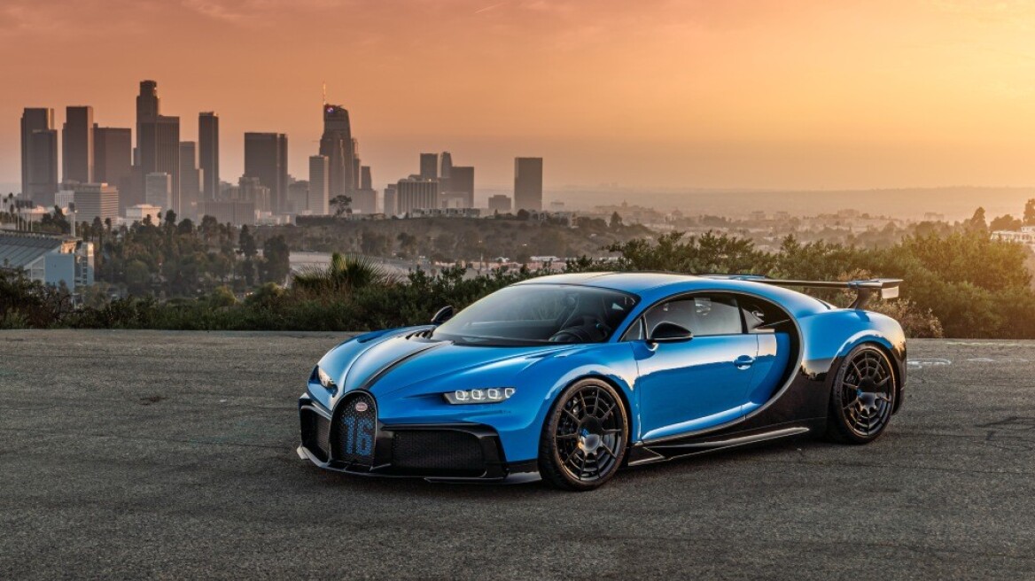 H Bugatti Chiron γίνεται sold out