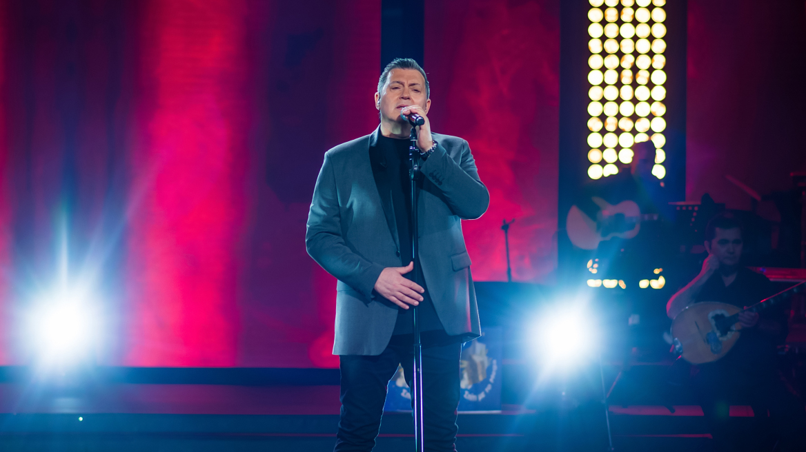 Ο Νίκος Μακρόπουλος έρχεται στο «Σπίτι με το MEGA» για μια βραδιά με αυθεντικό λαϊκό τραγούδι