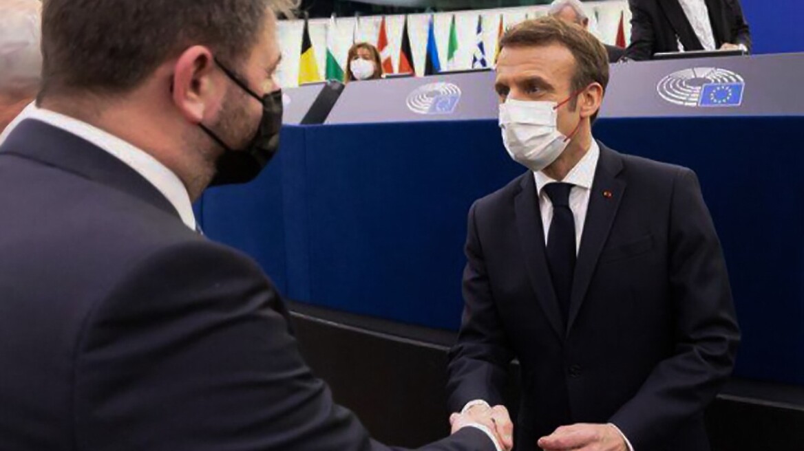 ΚΙΝΑΛ: Συνάντηση Μακρόν - Ανδρουλακη στο Στρασβούργο