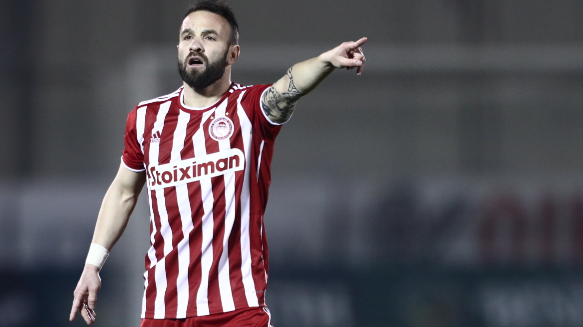 Ολυμπιακός: Στο χειρουργείο ο Βαλμπουενά, μένει οκτώ εβδομάδες εκτός δράσης