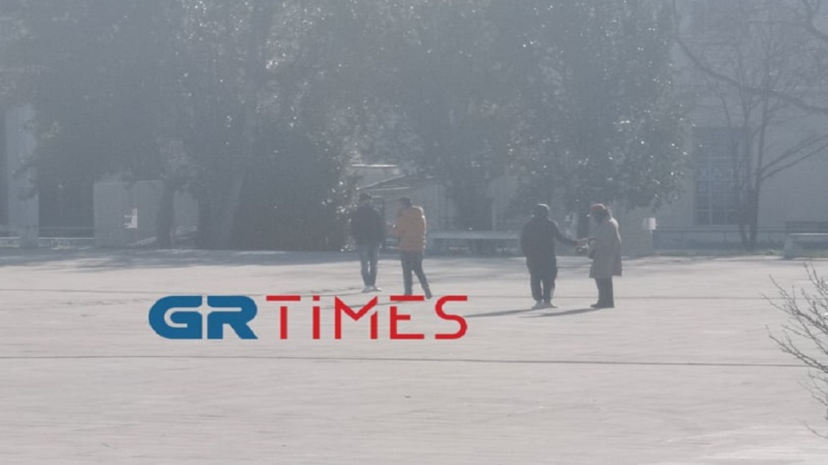 ΑΠΘ: Ντοκουμέντο από τη διακίνηση ναρκωτικών στο ΑΠΘ μέρα μεσημέρι - Δείτε βίντεο