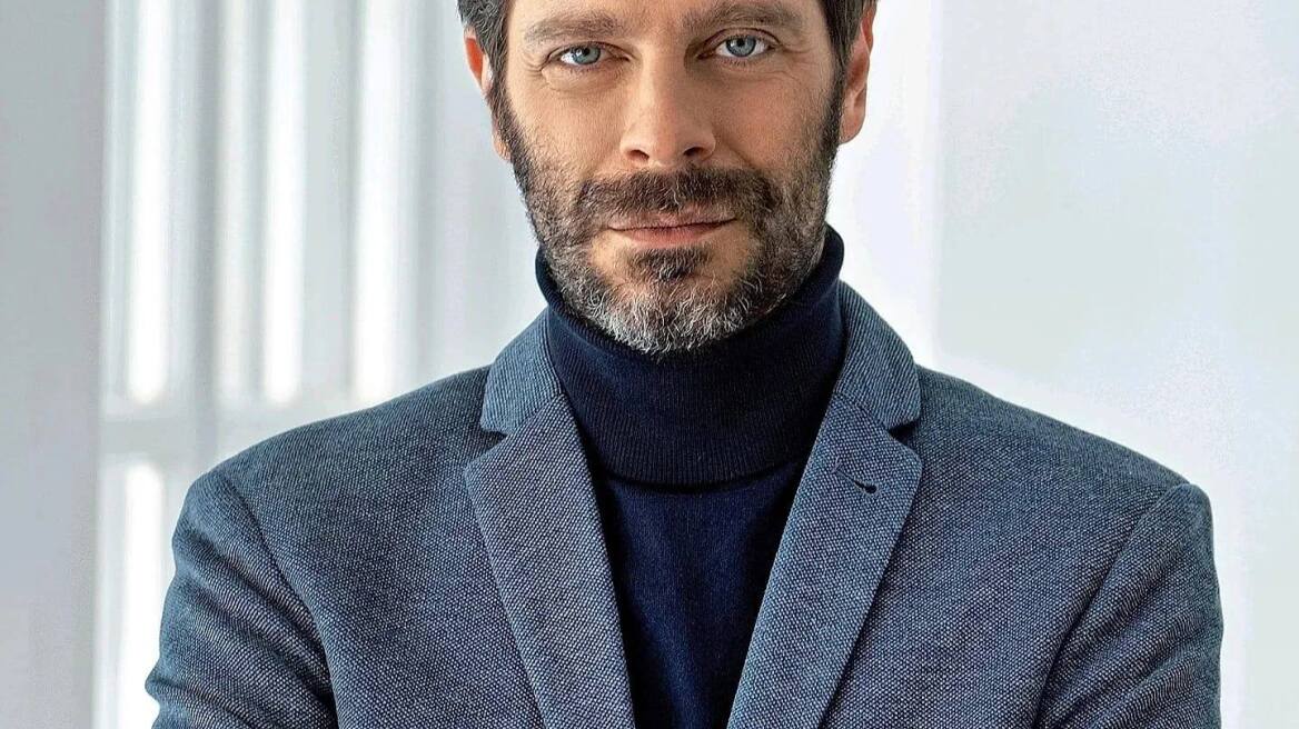 Θετικός στον κορωνοϊό ο υφυπουργός Πολιτισμού και Αθλητισμού Νικόλας Γιατρομανωλάκης