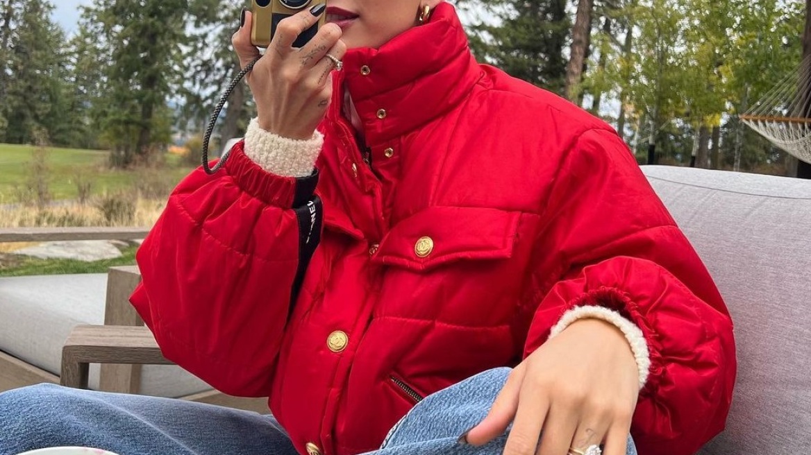 Βρήκαμε το πανωφόρι που προτιμούν όλες οι celebrities