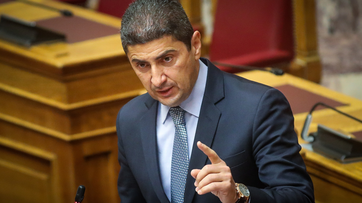 Τηλεδιάσκεψη Αυγενάκη με τους 12 νόμιμους εκπροσώπους συνδέσμων οπαδών