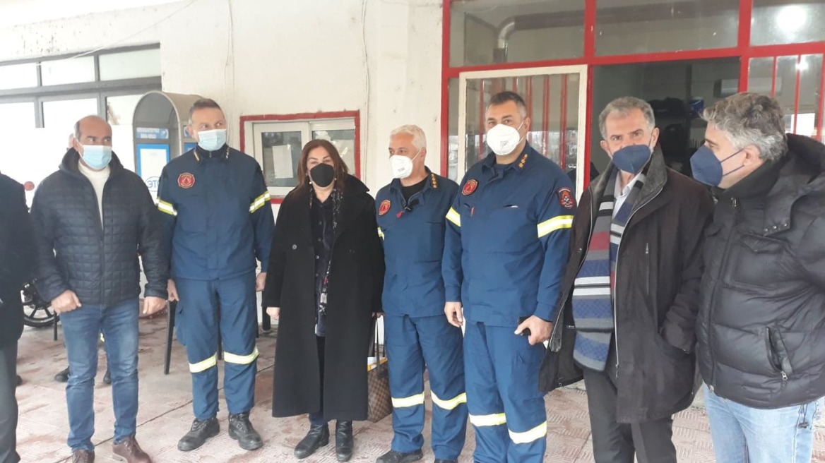 Κλιμάκιο του ΚΙΝΑΛ επισκέφθηκε τη Βόρεια Εύβοια - «Όχι στη ραθυμία της κυβέρνησης για τις πυρόπληκτες περιοχές»