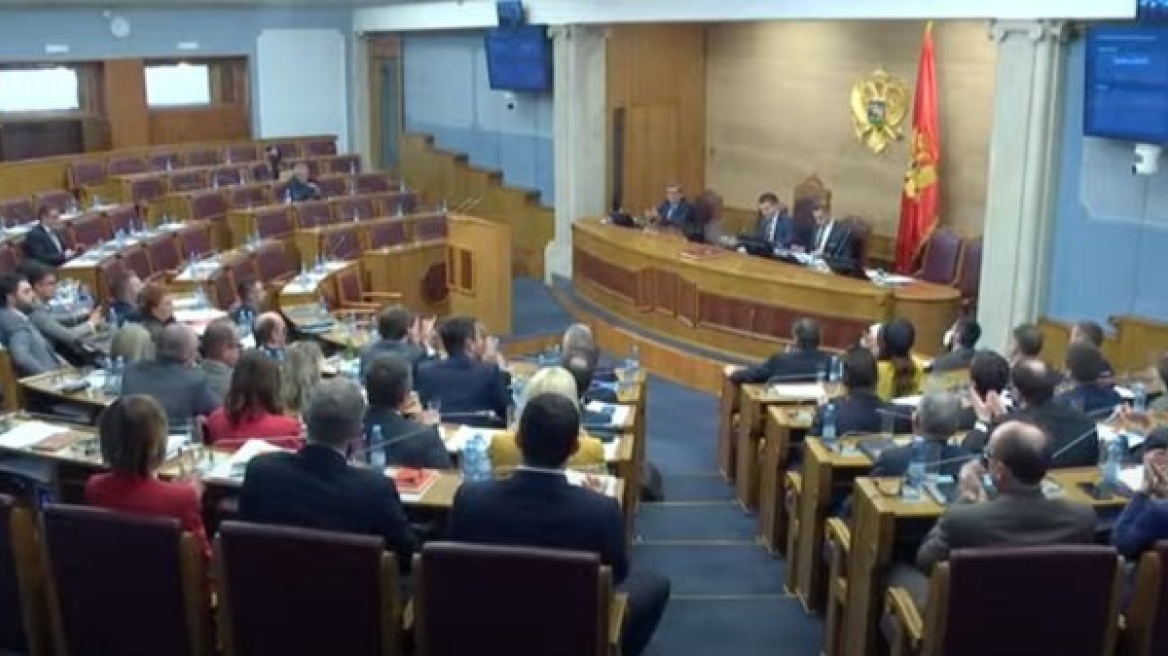 Έπεσε η κυβέρνηση στο Μαυροβούνιο, πέρασε η πρόταση μομφής