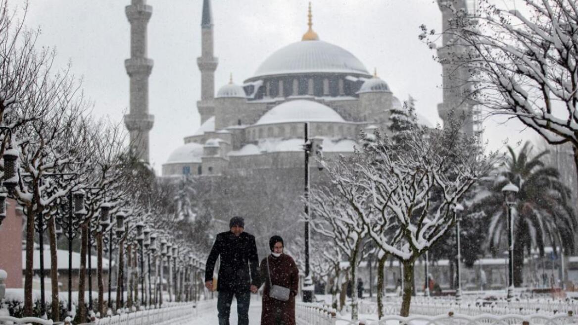 Τουρκία: Ο πληθωρισμός αυξάνει τις τιμές της ενέργειας και ο πληθυσμός τουρτουρίζει 