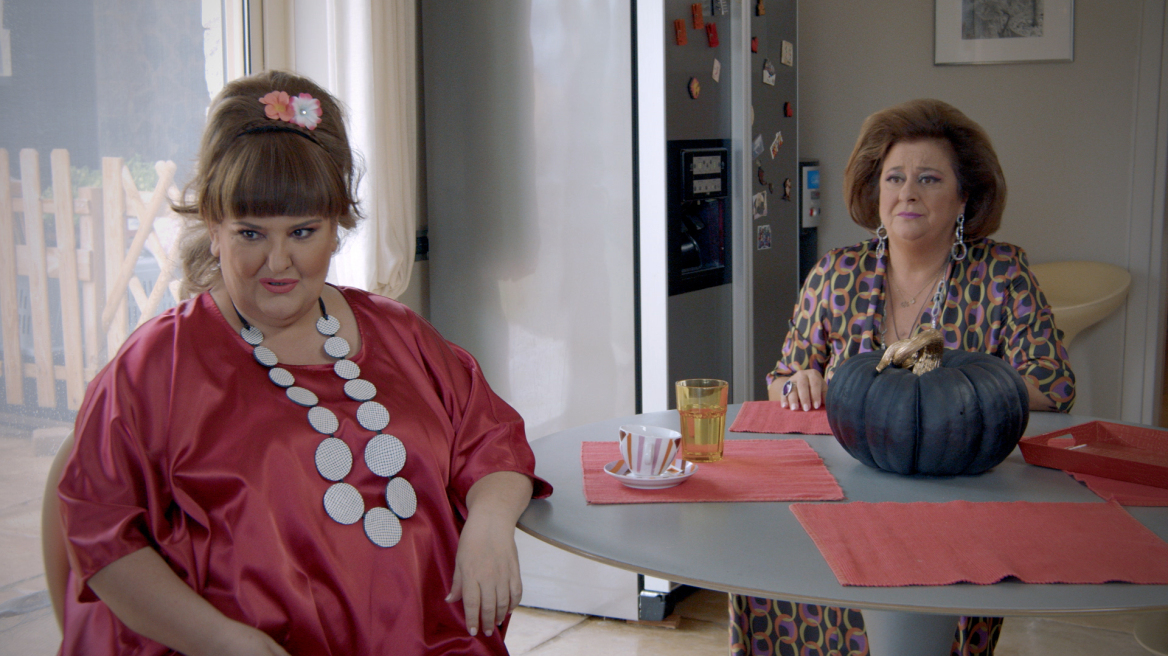 Συμπέθεροι απ' τα Τίρανα: Οι Άγγλοι αριστοκράτες και ο.... ρεπόρτερ