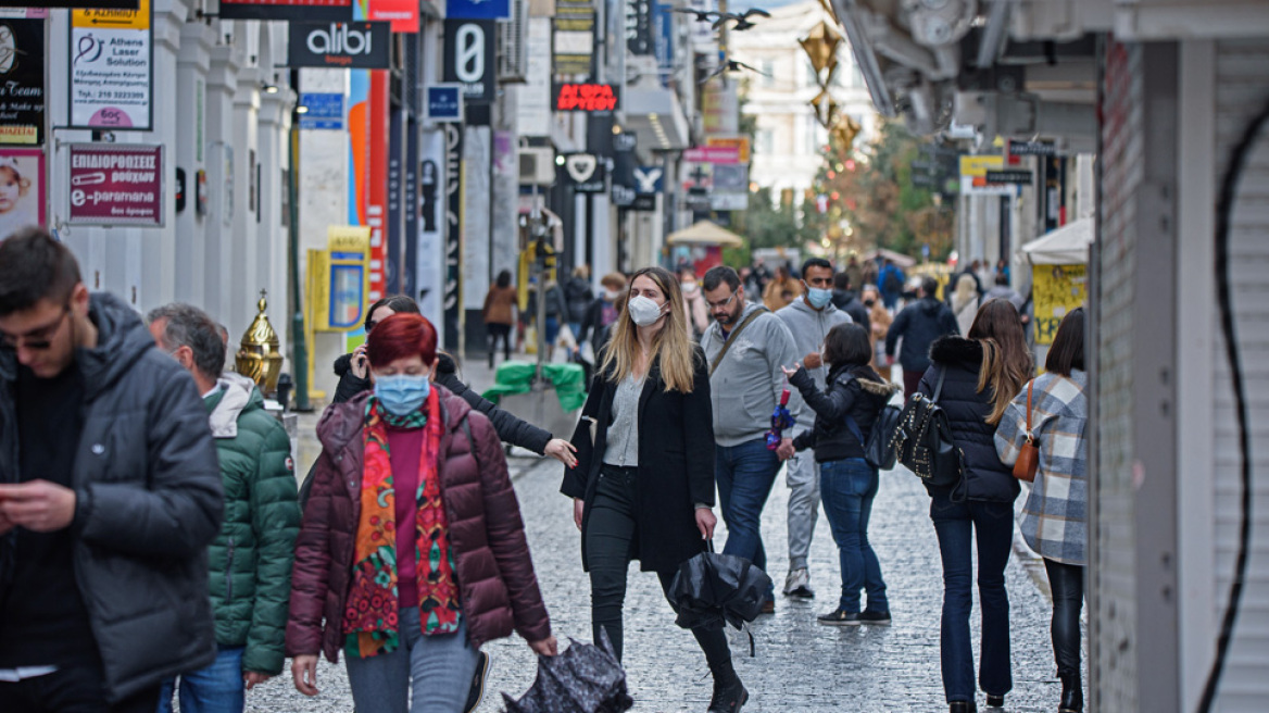 Κορωνοϊός: Μάσκες τέλος από σήμερα στους εξωτερικούς χώρους