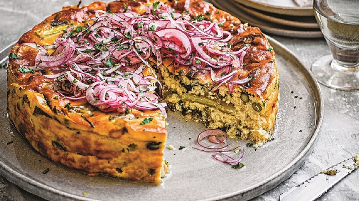 Φουσκωτή ομελέτα με σπαράγγια και πατάτες