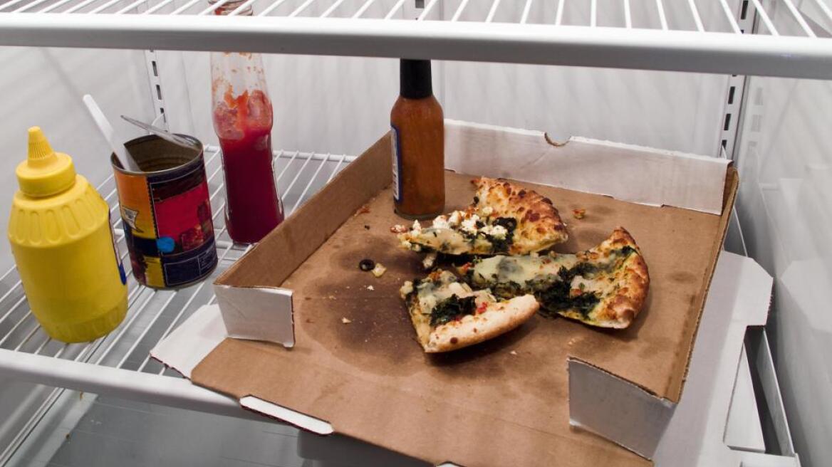 Βρετανός φοιτητής έφαγε τα απομεινάρια φαγητού που άφησε φίλος του και κατέληξε με ακρωτηριασμένα άκρα!