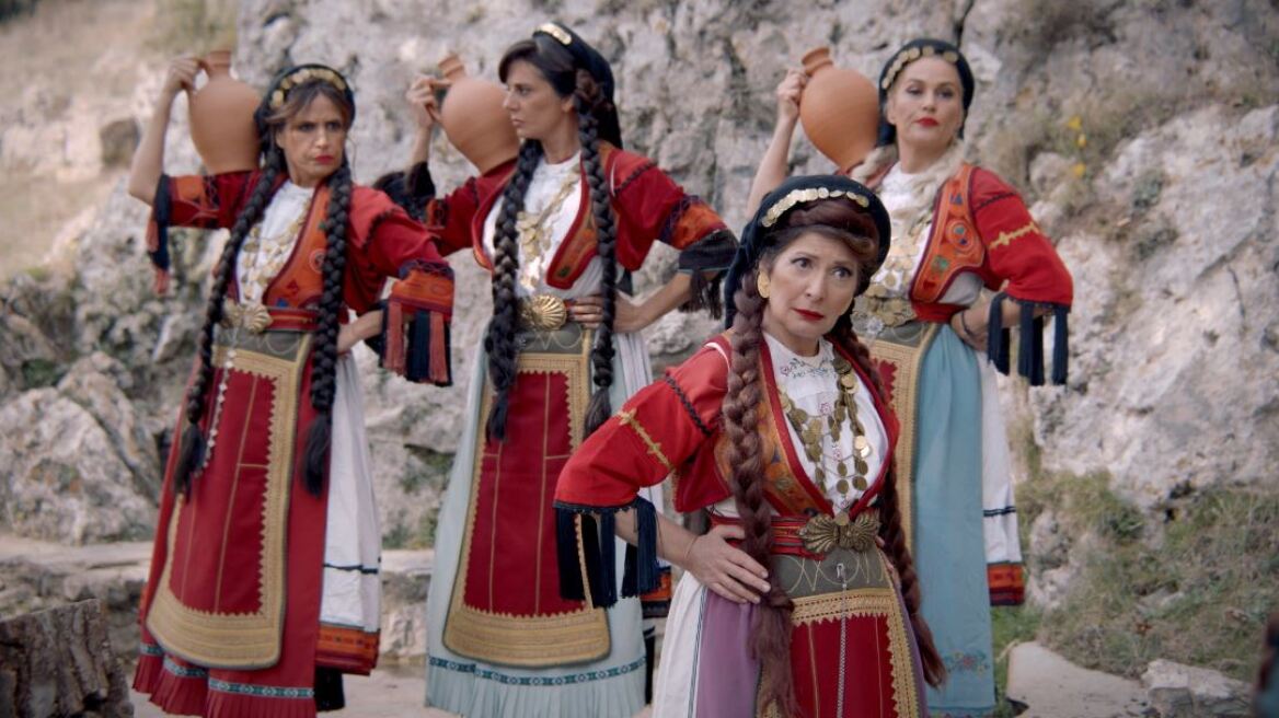 Συμπέθεροι απ' τα Τίρανα: Η μεγάλη δεξίωση του δημάρχου προς τιμήν του ζεύγους Ντόρτσεστερ έχει πολλές παρενέργειες