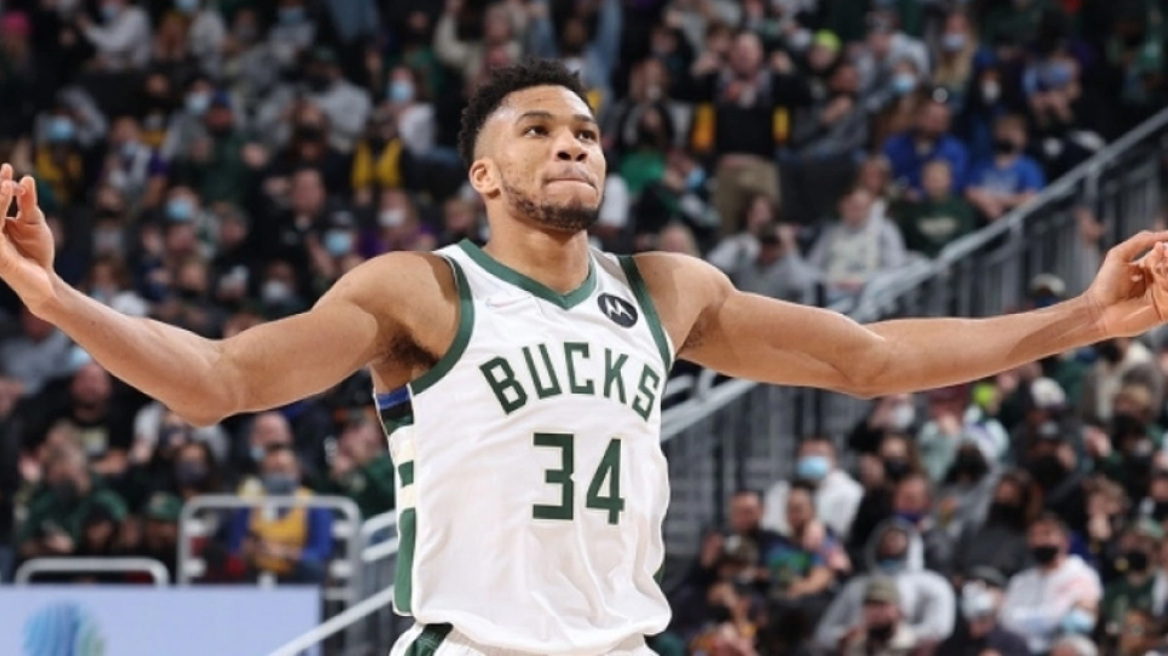 Μπακς - Νετς: Το double double του Γιάννη δεν έφτανε