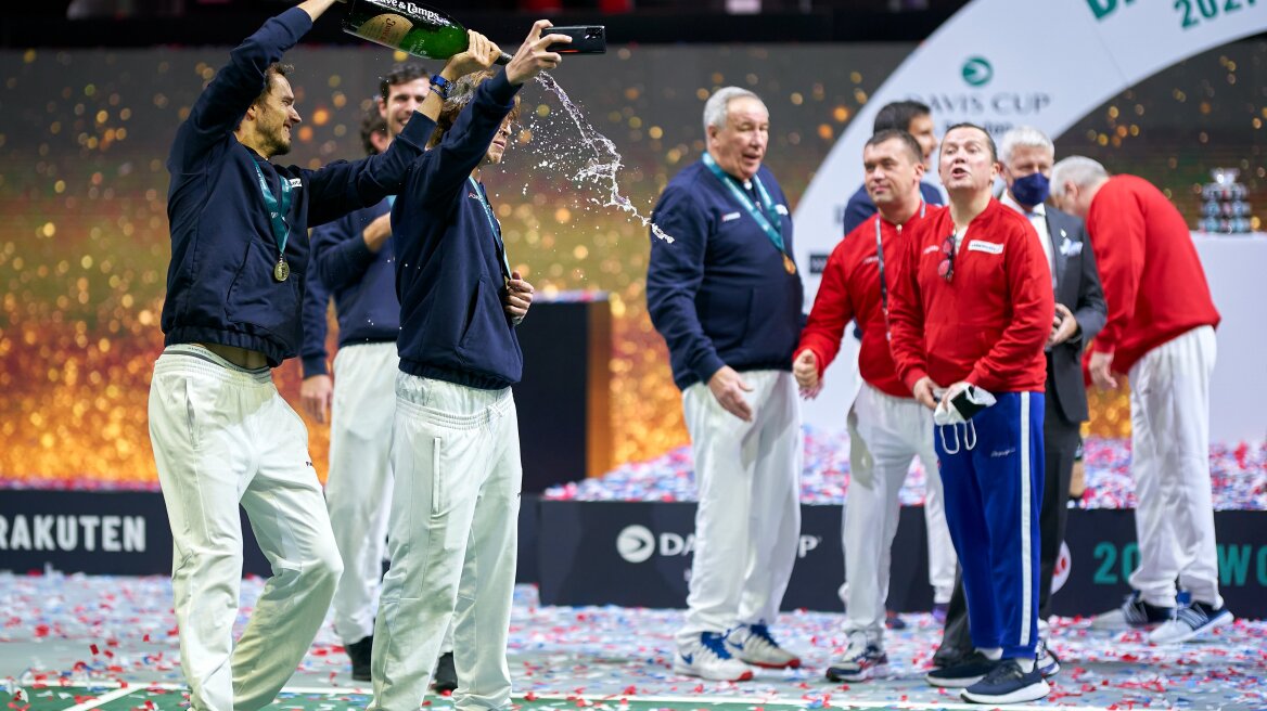  Η ITF απέκλεισε την Ρωσία και την  Λευκορωσία λόγω της εισβολής στην Ουκρανία 