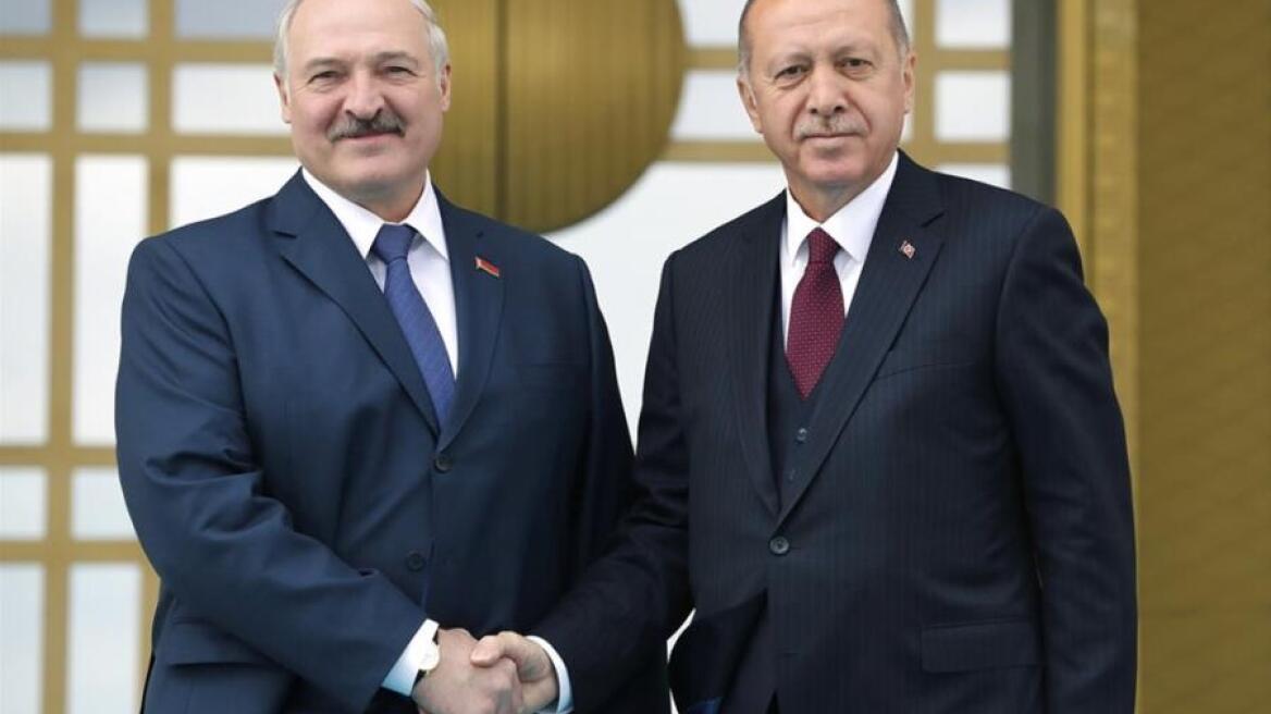 Πόλεμος στην Ουκρανία: Επικοινωνία Ερντογάν - Λουκασένκο