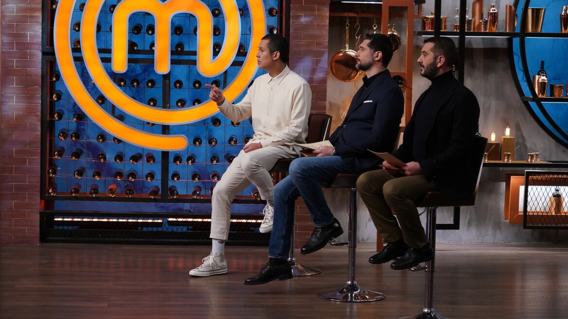 MasterChef 2022: Το κλίμα στην ηττημένη ομάδα είναι τεταμένο και οι αποφάσεις του αρχηγού δεν βοηθούν
