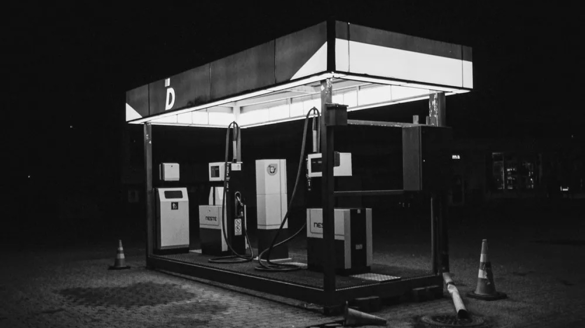 Ποια ευρωπαϊκή εταιρεία αγοράζει κανονικά ρωσικό πετρέλαιο; - Για το καλό μας...