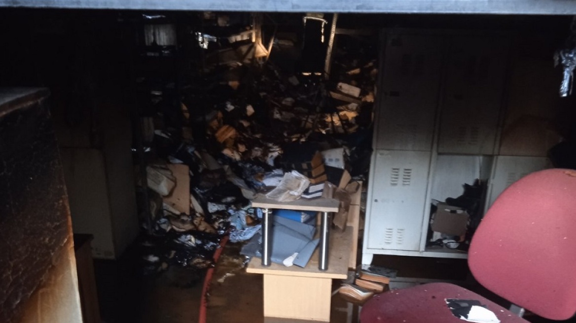 Αστυνομικοί Δυτικής Αττικής: Καταγγελίες - φωτιά μετά την πυρκαγιά στο Α' Τμήμα Τροχαίας Δυτικής Αττικής 