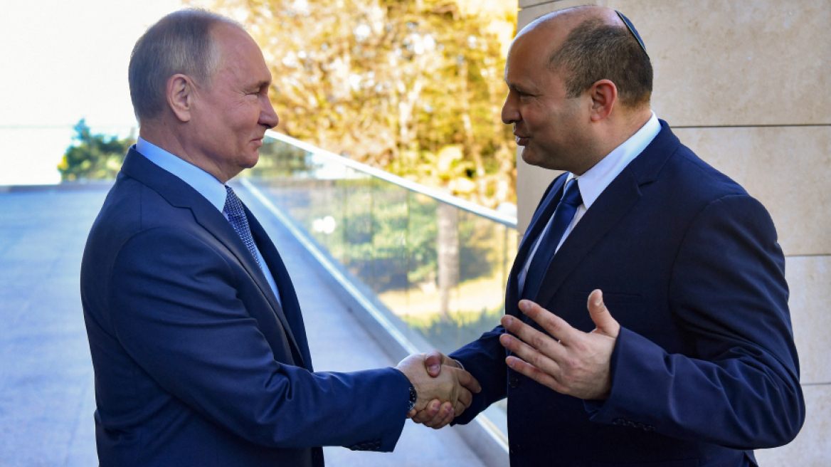 «O Πούτιν δεσμεύτηκε πως δεν θα σκοτώσει τον Ζελένσκι» λέει ο Ναφτάλι Μπένετ