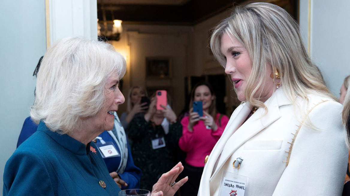 Βρετανία: Όταν η Καμίλα συνάντησε την «Καμίλα»