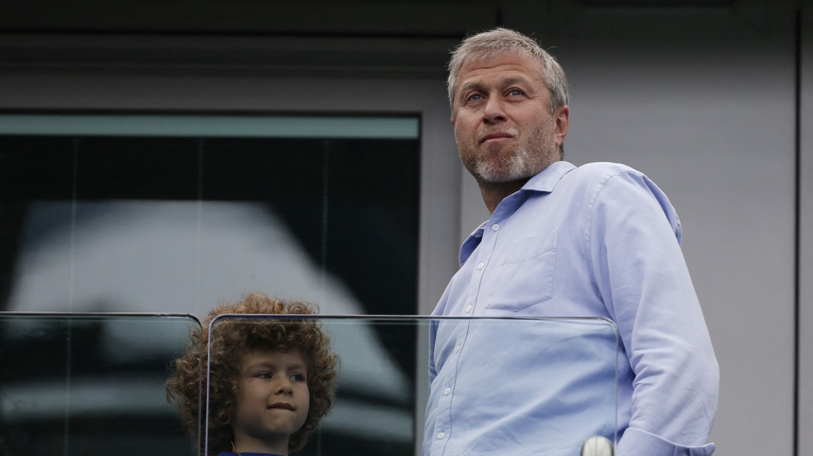 Μεγάλη Βρετανία: «Πράσινο φως» για την πώληση της Τσέλσι με όρο να μην βγάλει κέρδος ο Αμπράμοβιτς