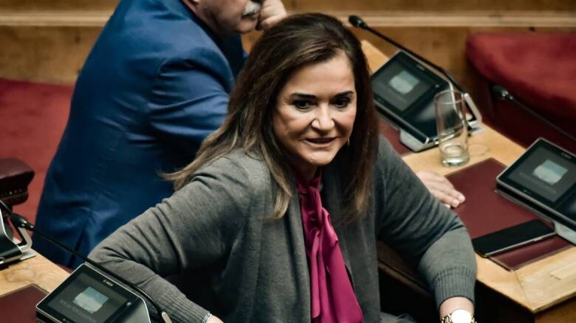 Μπακογιάννη: Ο Πούτιν ξέρει ότι δεν μπορεί να «φάει» τον Ζελένσκι