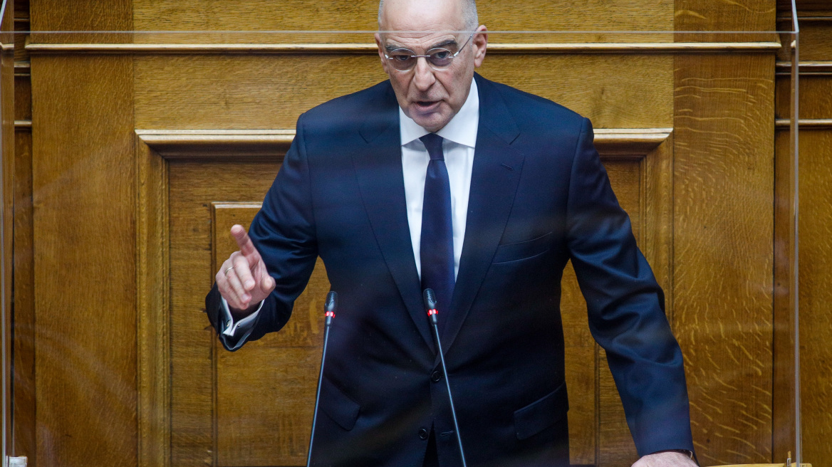 Δένδιας: Ελπίζουμε η Τουρκία να αφήσει από τις παράλογες αξιώσεις της