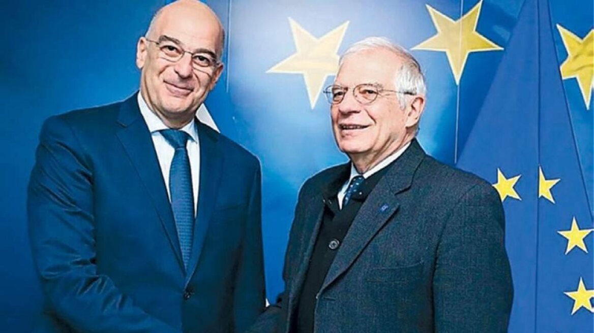 Δένδιας: Συνομιλία με τον Μπορέλ για την Ουκρανία και την Ανατολική Μεσόγειο