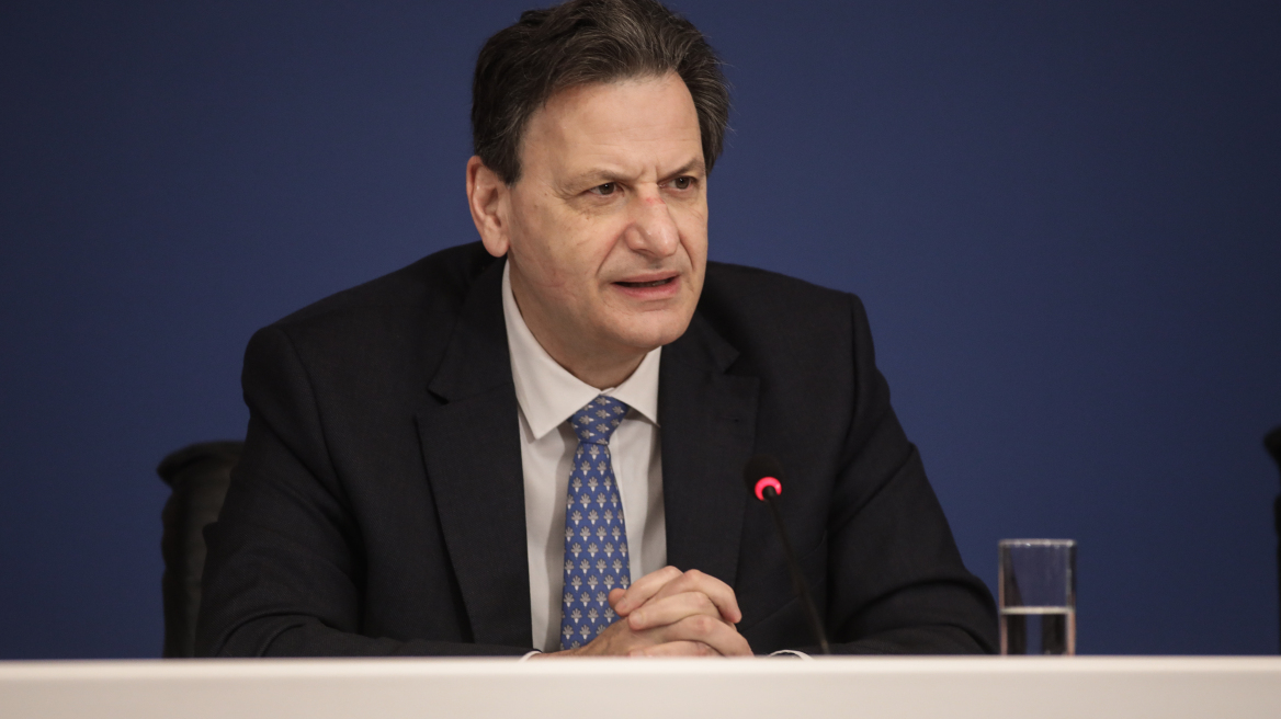 Σκυλακάκης: Εφόσον υπάρξει μείωση του ΦΠΑ θα είναι για λίγα προϊόντα