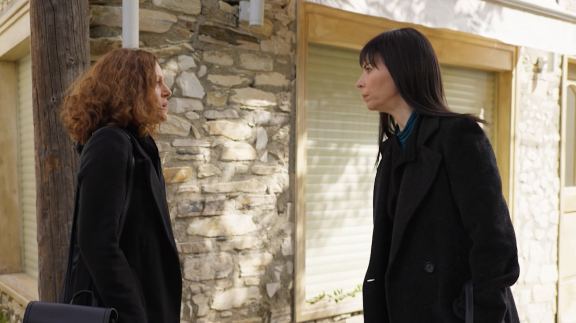 H γη της ελιάς: Δεν λέει να κοπάσει η ένταση ανάμεσα στις οικογένειες της Αρετής και της Χάιδως