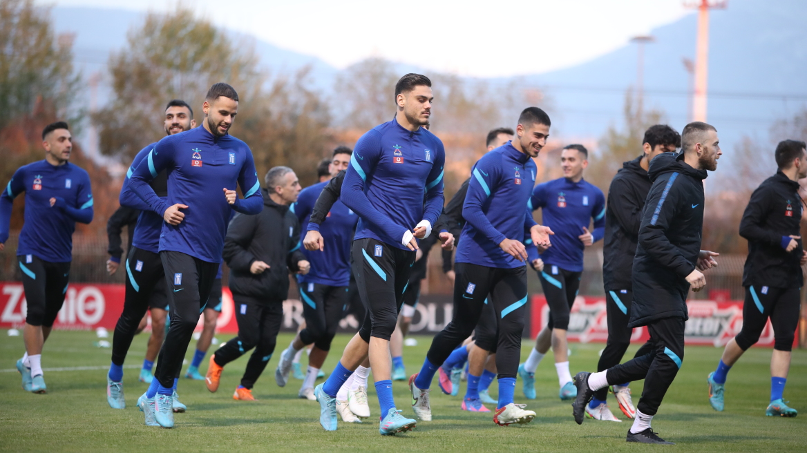 Νέο ξεκίνημα για την εθνική ποδοσφαίρου στο Βουκουρέστι 