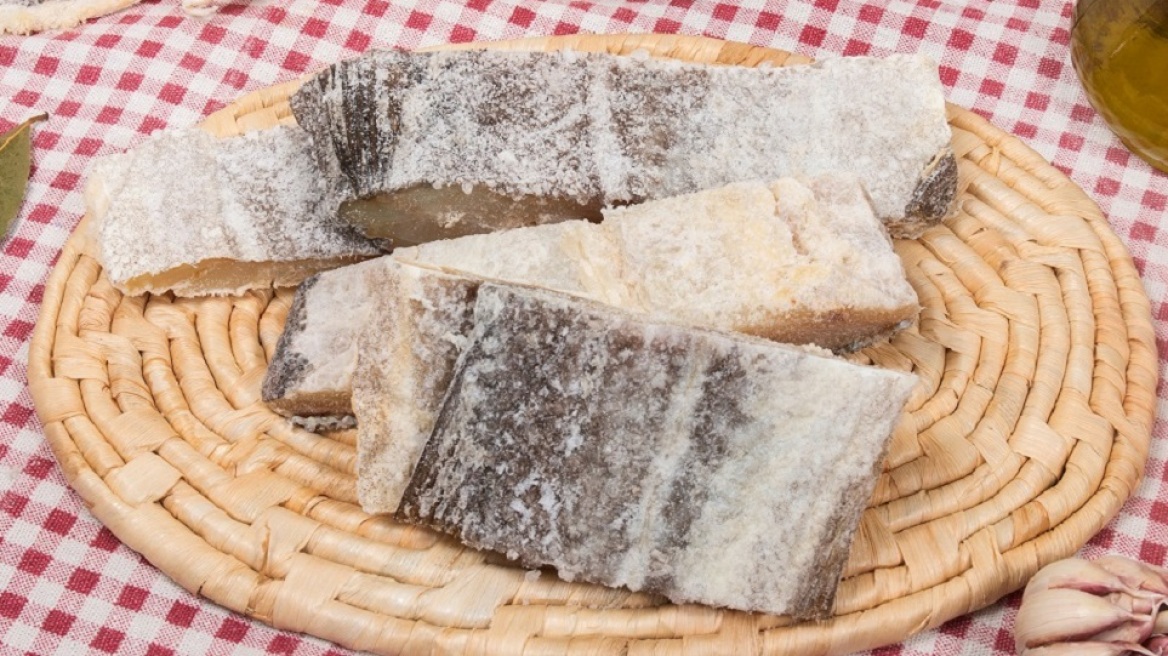 Τα μυστικά για το σωστό ξαλμύρισμα του μπακαλιάρου