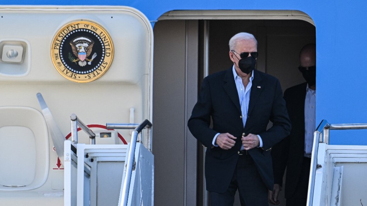 Μπάιντεν: Το θάρρος των Ουκρανών στρατιωτών εναντίον των Ρώσων θυμίζει εκείνο των διαδηλωτών στην πλατεία Τιενανμέν