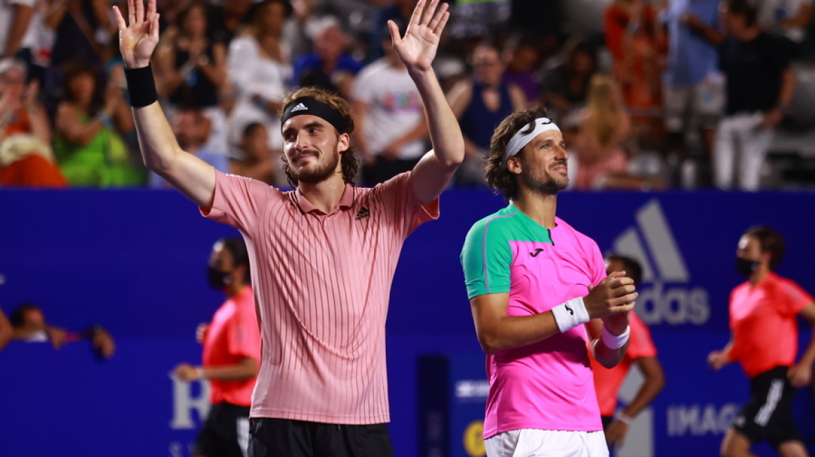 Με το δεξί στο διπλό του Miami Open ο Τσιτσιπάς - Δείτε βίντεο 