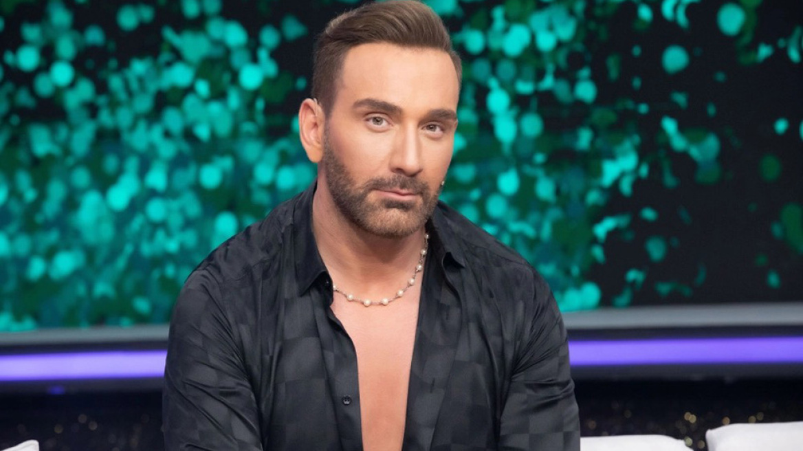 Νίκος Κοκλώνης: Η απίστευτη throwback φωτογραφία απο το δημοτικό στην πρώτη του κατασκήνωση 