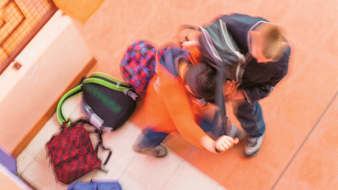 Έξαρση της βίας ανηλίκων: Παιδιά καταλήγουν στο νοσοκομείο βαριά τραυματισμένα