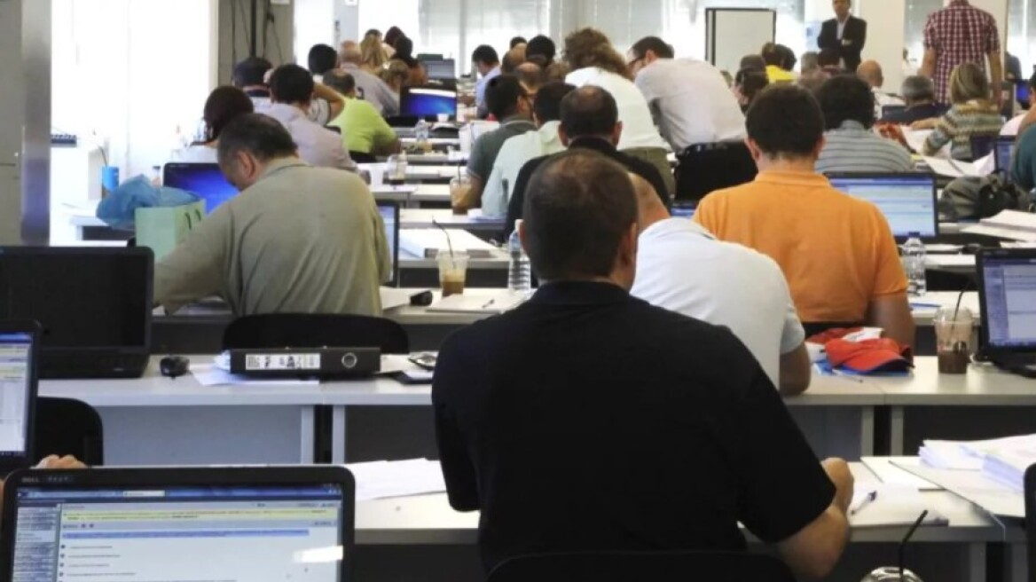 Επίδομα ανεργίας έως 1.200 ευρώ – Τι προβλέπει πιλοτικό σχέδιο