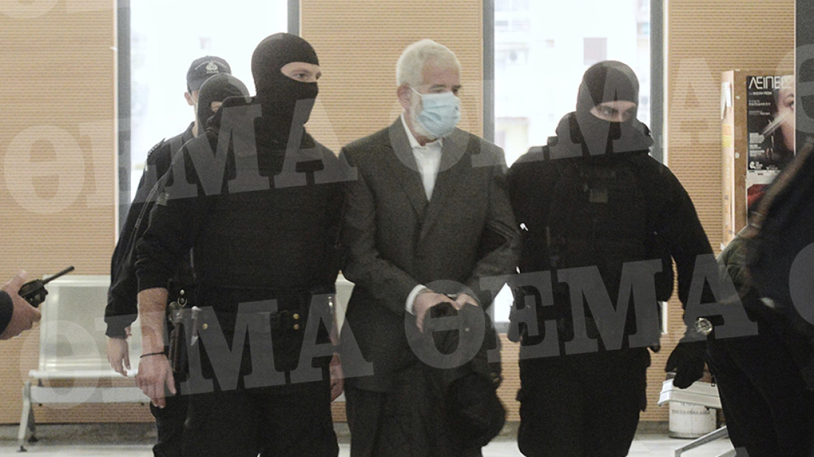Πέτρος Φιλιππίδης: «Η κοινή γνώμη είναι αυτή που τον κρατά στη φυλακή», λέει ο Δημητρακόπουλος