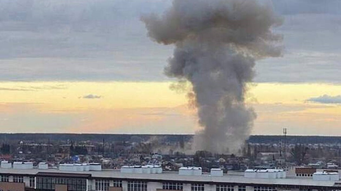 Πόλεμος στην Ουκρανία: Οι Ρώσοι κατέστρεψαν αποθήκες πυρομαχικών στην περιοχή του Ζιτόμιρ