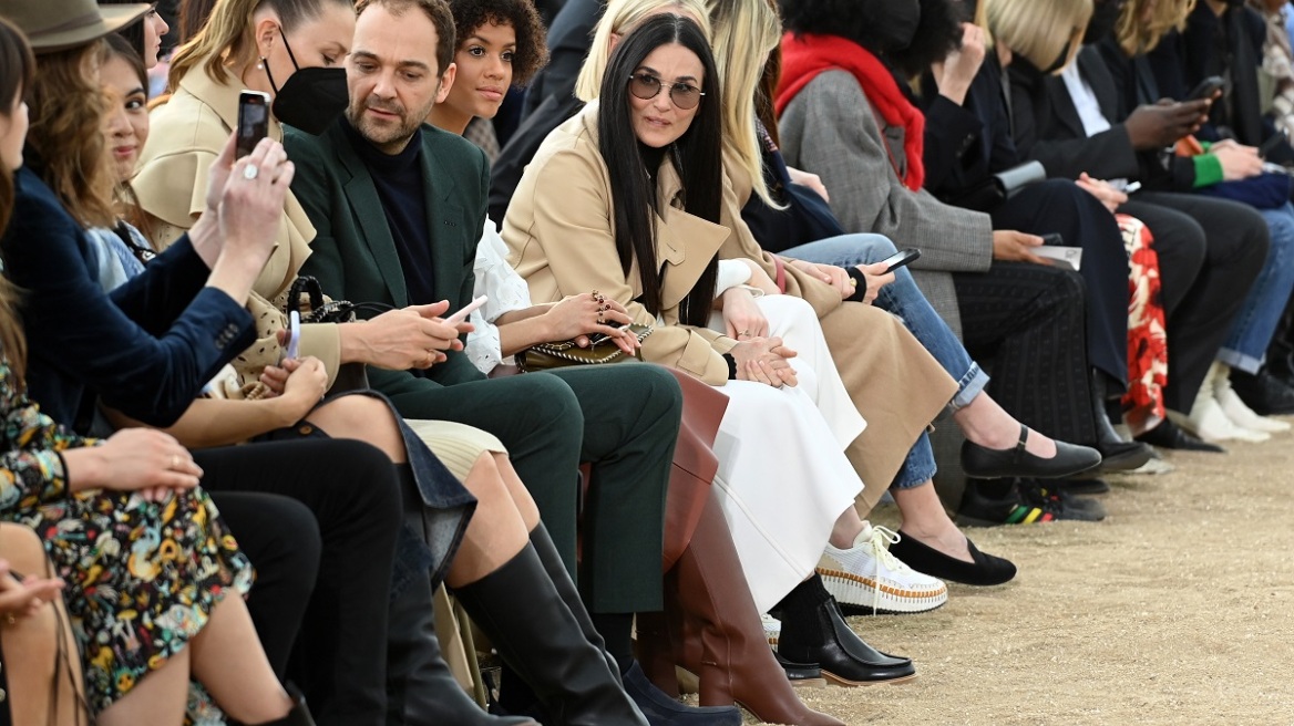 Η Ντέμι Μουρ έχει νέο σύντροφο και δεν είναι ηθοποιός - Τι γνωρίζουμε γι' αυτόν