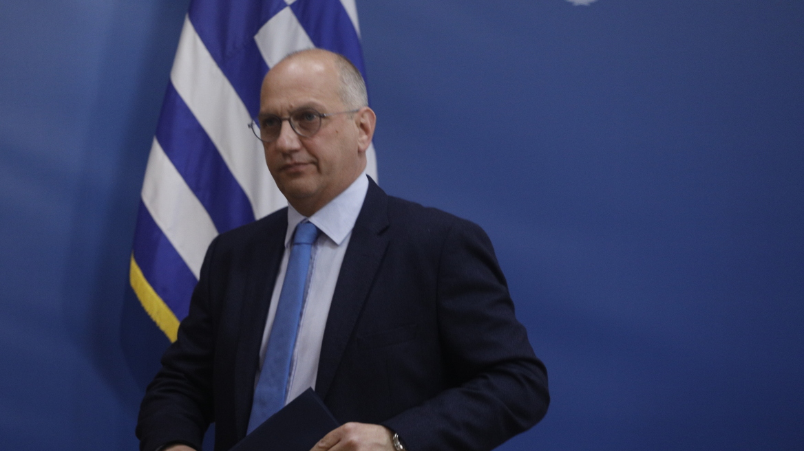 Γιάννης Οικονόμου: Πέθανε ο πατέρας του, σήμερα η κηδεία του