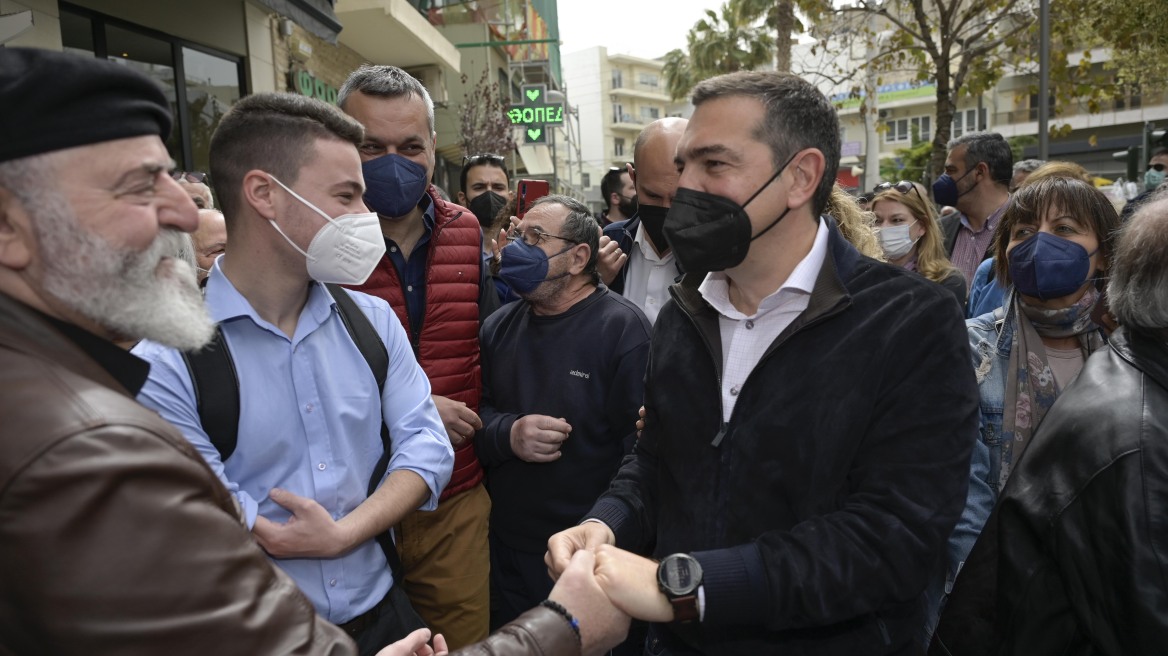 Τσίπρας: Η κοινωνία πληρώνει τα σπασμένα της κυβέρνησης Μητσοτάκη