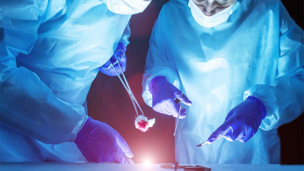 Ανώδυνη επέμβαση κύστης κόκκυγα με άμεση αποκατάσταση