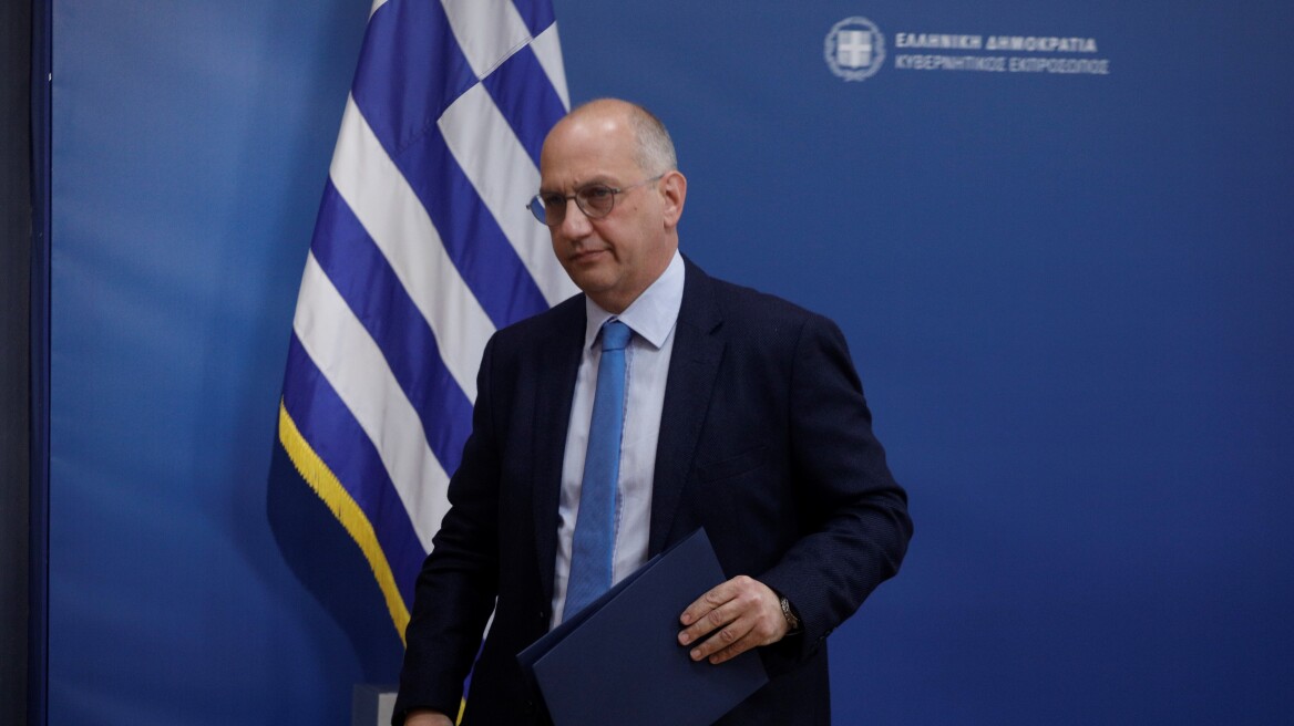 Απάντηση Οικονόμου στην Ζαχάροβα: Η αντίθεσή μας στην εισβολή στην Ουκρανία είναι αδιαπραγμάτευτη 