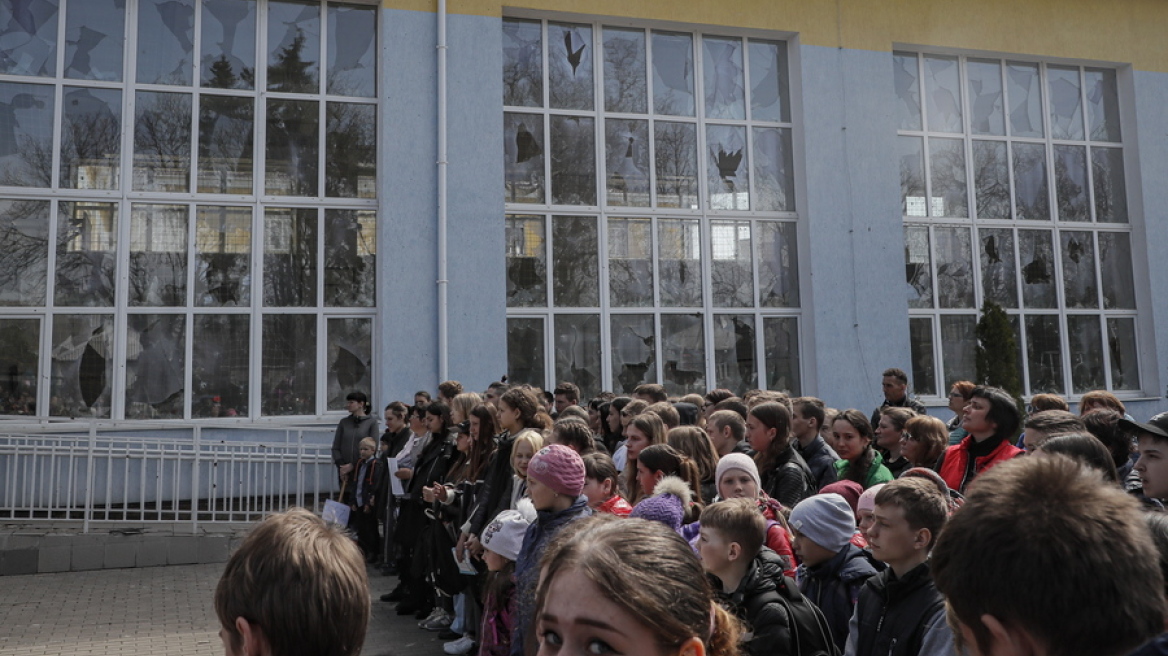 Το Κίεβο κατηγορεί τη Μόσχα ότι κρατά σε ρωσικές φυλακές άμαχους Ουκρανούς