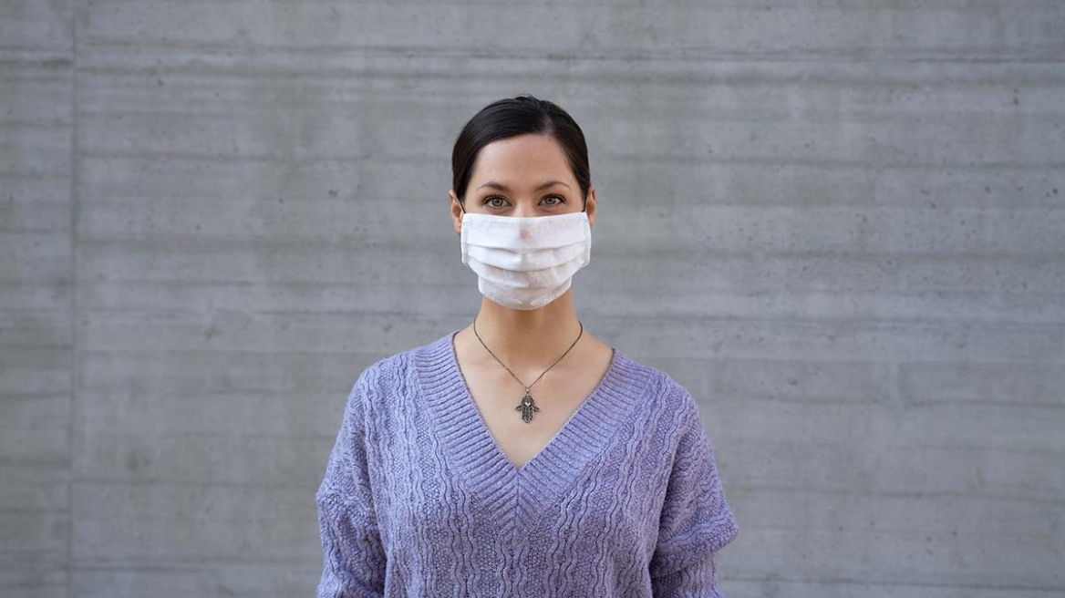 Κορωνοϊός: Πώς κατατροπώνει το ανοσοποιητικό και πυροδοτεί τη φλεγμονή